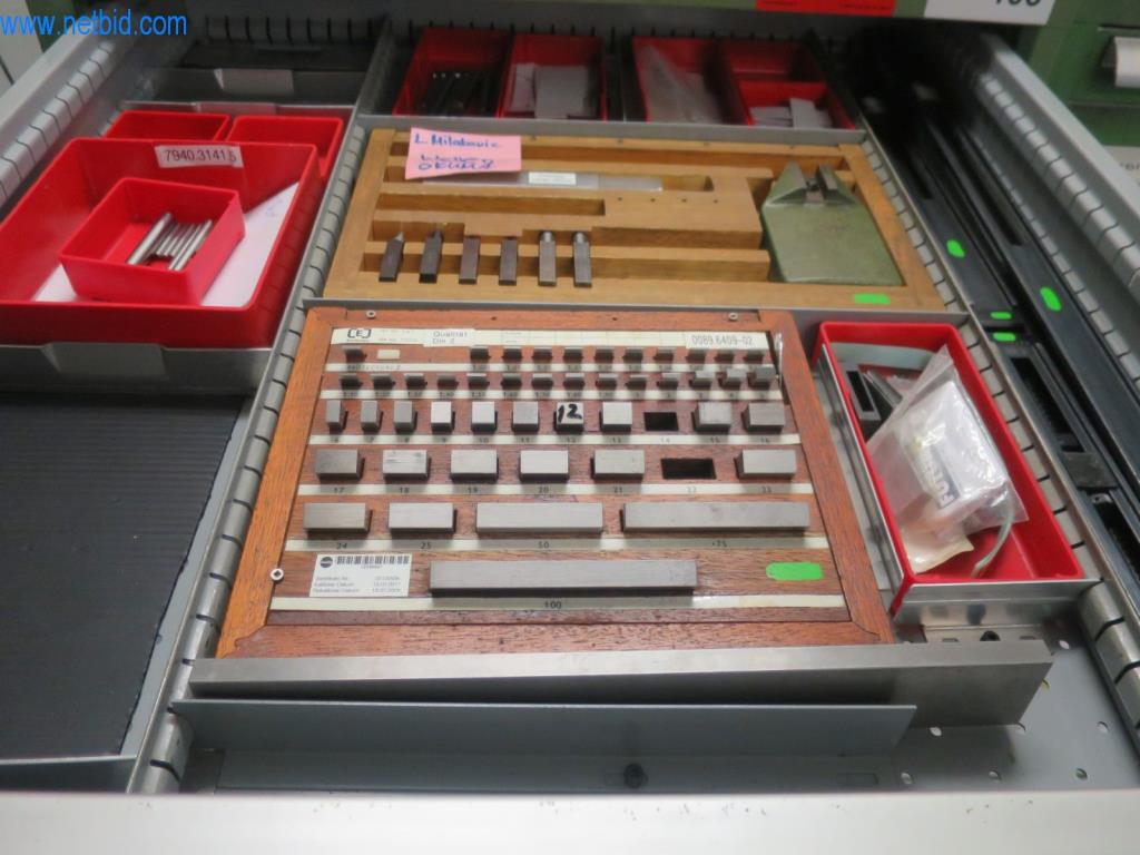 Kompletní sortiment vysoce kvalitních CNC obráběcích strojů-4