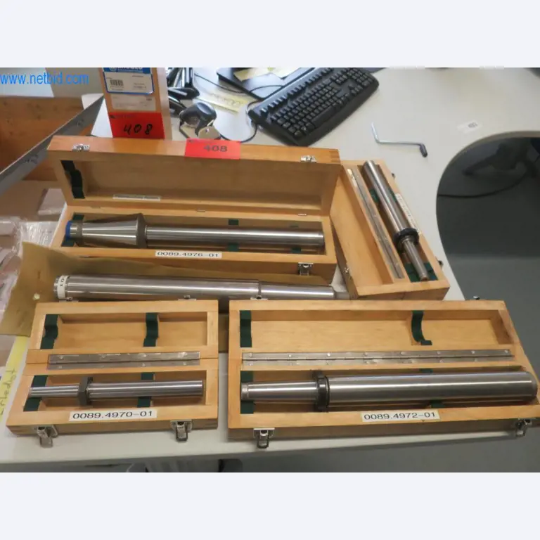 Parc complet de machines d'usinage CNC de haute qualité-1