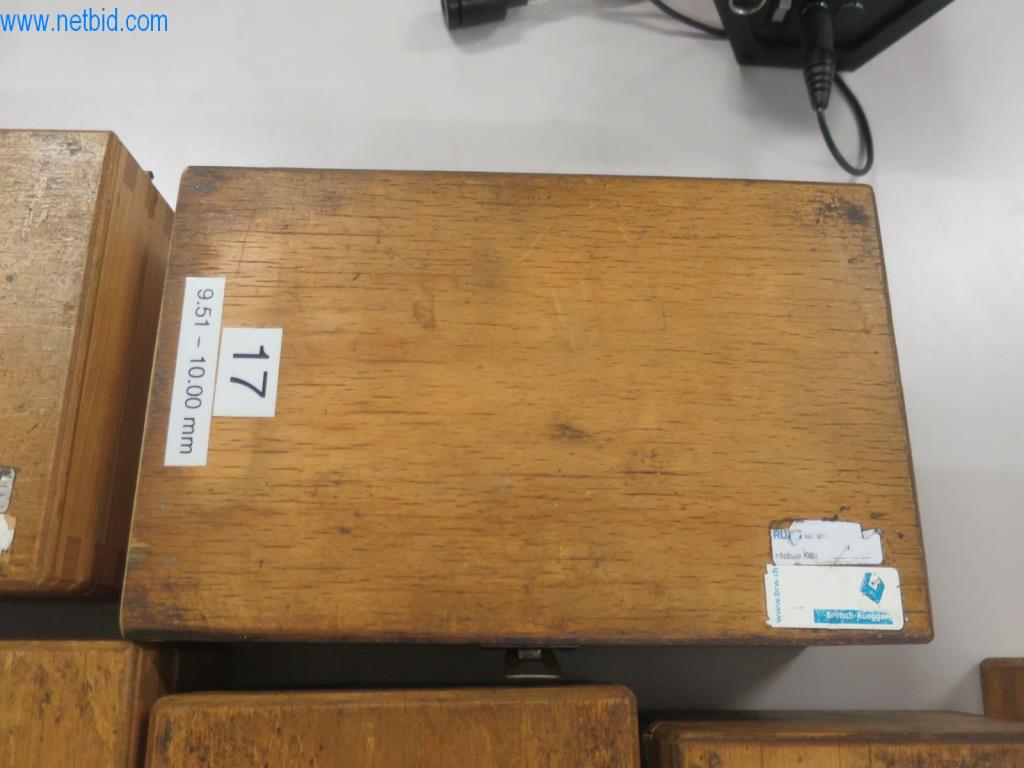 Kompletní sortiment vysoce kvalitních CNC obráběcích strojů-3