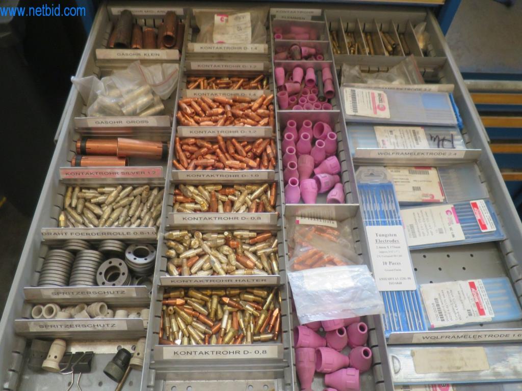 Kompletní sortiment vysoce kvalitních CNC obráběcích strojů-2