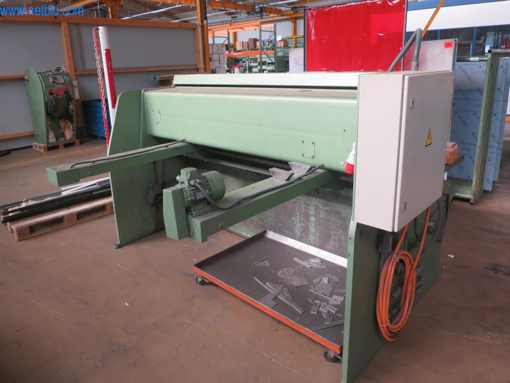 Kompletní sortiment vysoce kvalitních CNC obráběcích strojů-6