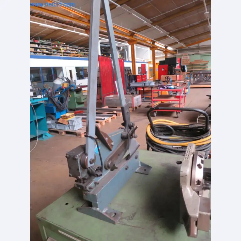 Kompletter Maschinenpark hochwertiger CNC-Bearbeitungsmaschinen-3