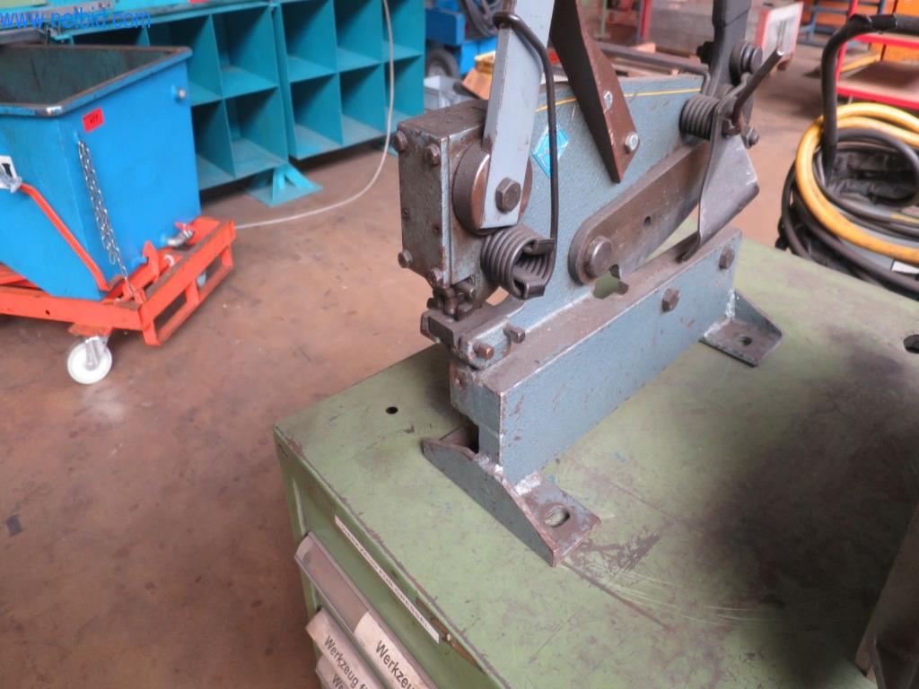 Kompletter Maschinenpark hochwertiger CNC-Bearbeitungsmaschinen-4