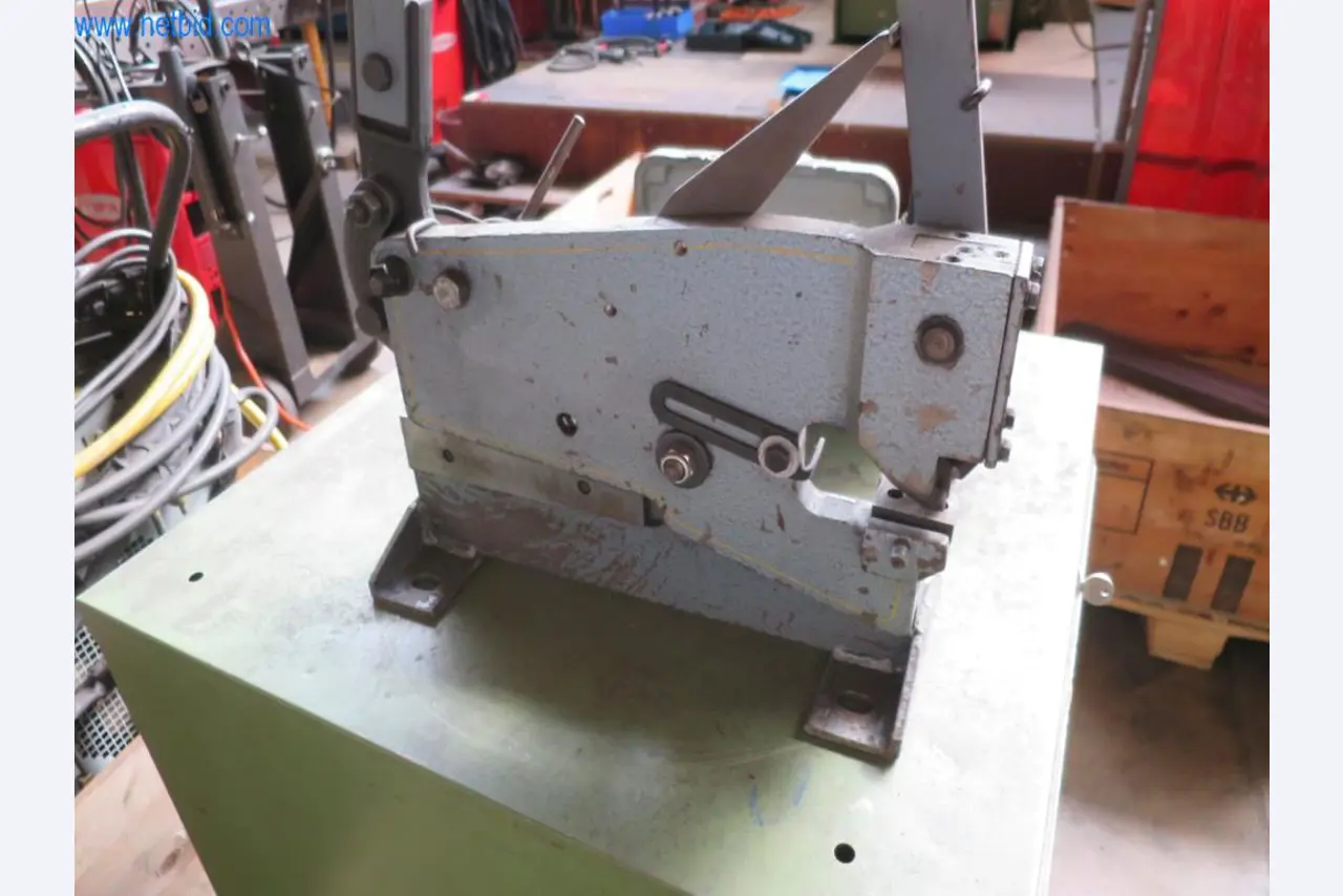 Kompletter Maschinenpark hochwertiger CNC-Bearbeitungsmaschinen-5