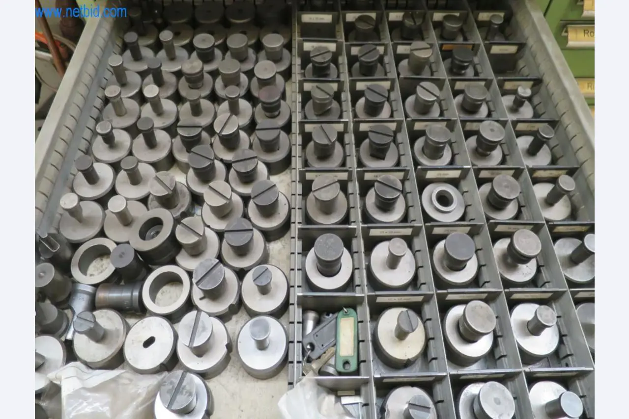 Gama completa de máquinas de processamento CNC de alta qualidade-3