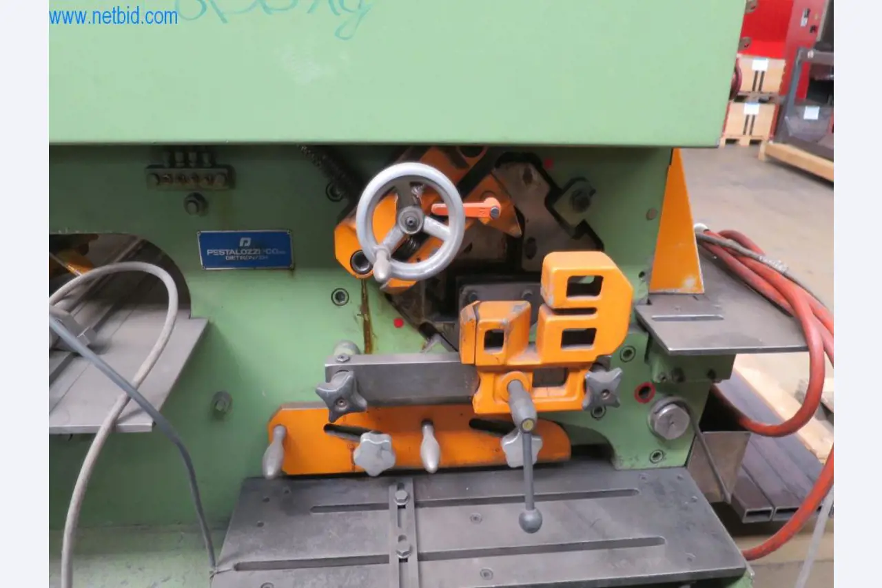 Gama completa de máquinas de processamento CNC de alta qualidade-9