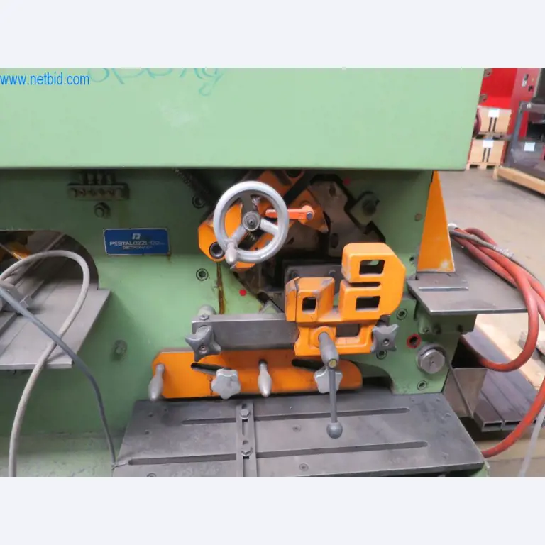Gama completa de máquinas de processamento CNC de alta qualidade-9