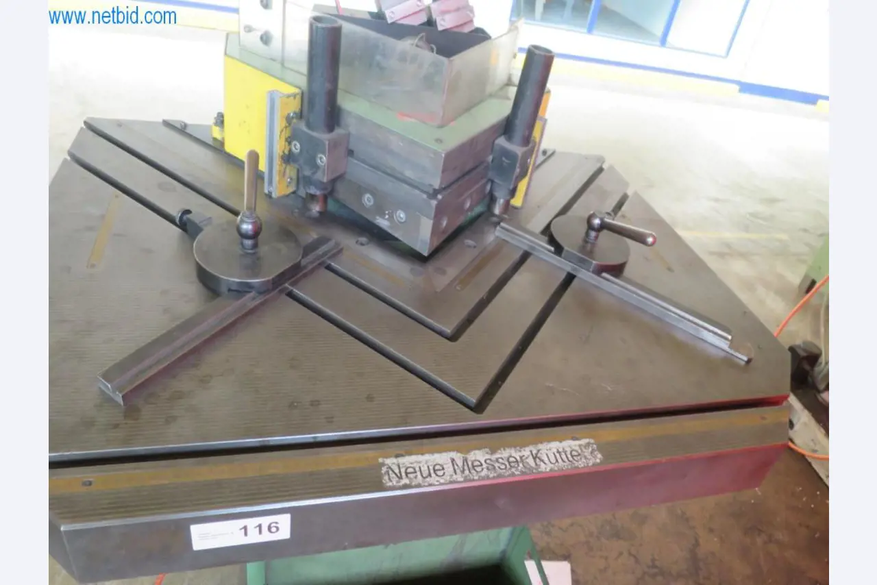 Gama completa de máquinas de processamento CNC de alta qualidade-6