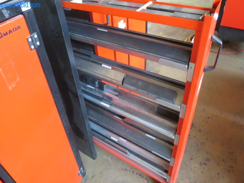 Kompletní sortiment vysoce kvalitních CNC obráběcích strojů-14