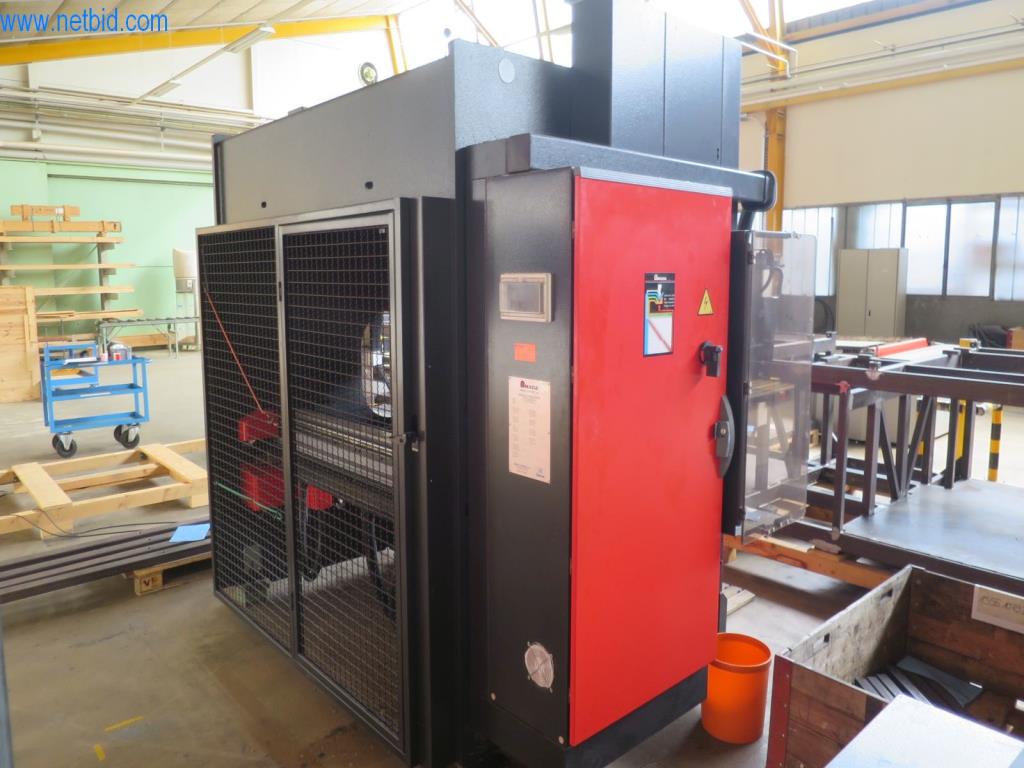 Kompletní sortiment vysoce kvalitních CNC obráběcích strojů-8