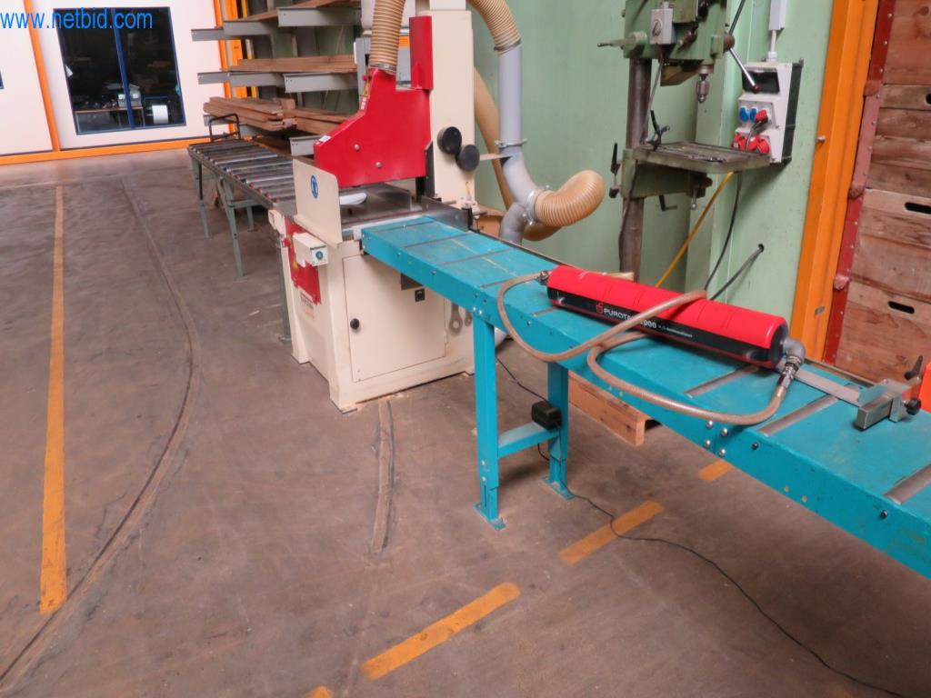 Kompletní sortiment vysoce kvalitních CNC obráběcích strojů-7