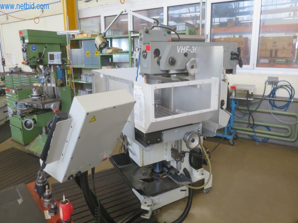 Kompletní sortiment vysoce kvalitních CNC obráběcích strojů-4