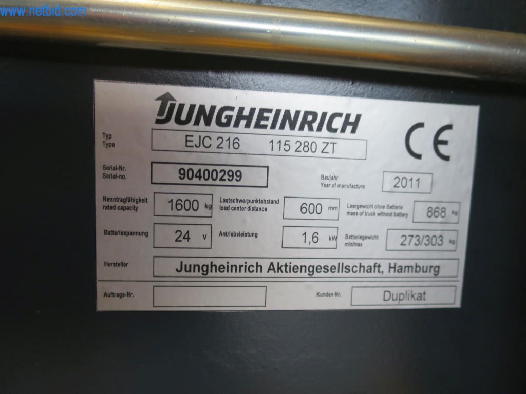 Kompletní sortiment vysoce kvalitních CNC obráběcích strojů-2