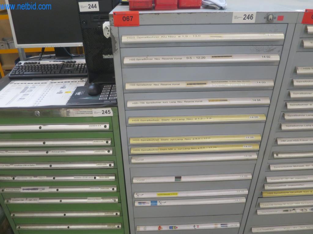 Kompletní sortiment vysoce kvalitních CNC obráběcích strojů-1