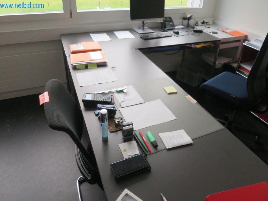 Kompletní sortiment vysoce kvalitních CNC obráběcích strojů-1