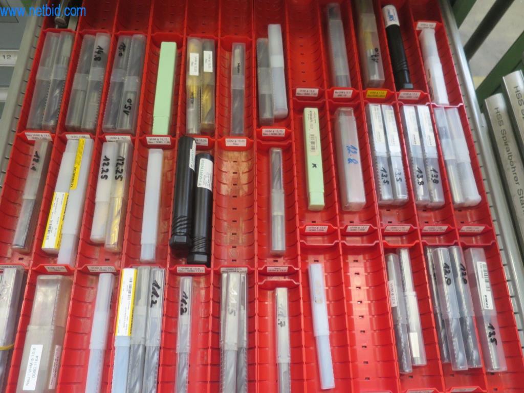 Kompletní sortiment vysoce kvalitních CNC obráběcích strojů-4