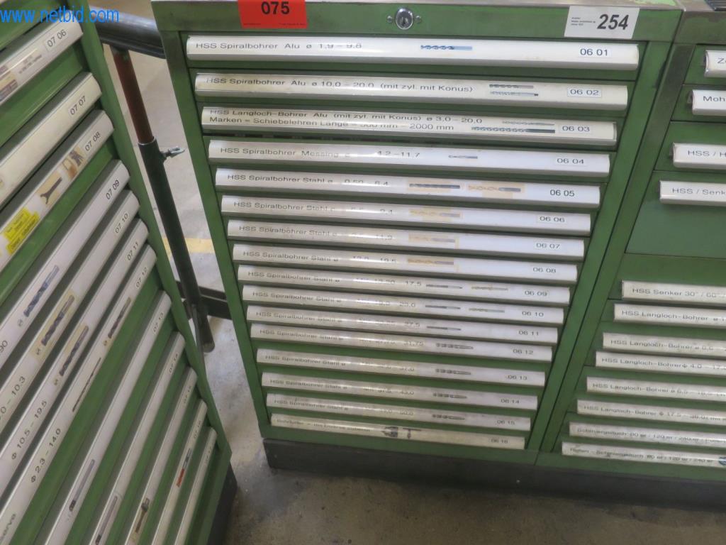 Kompletní sortiment vysoce kvalitních CNC obráběcích strojů-1