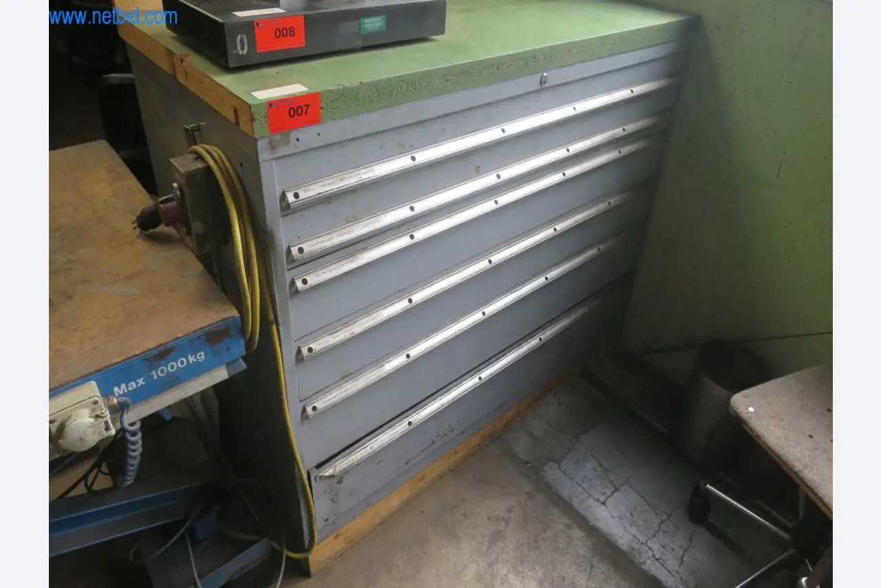 Kompletter Maschinenpark hochwertiger CNC-Bearbeitungsmaschinen-1