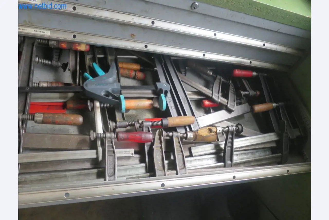 Kompletter Maschinenpark hochwertiger CNC-Bearbeitungsmaschinen-3