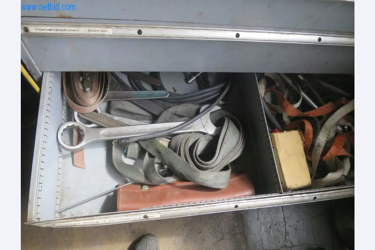 Kompletter Maschinenpark hochwertiger CNC-Bearbeitungsmaschinen-6