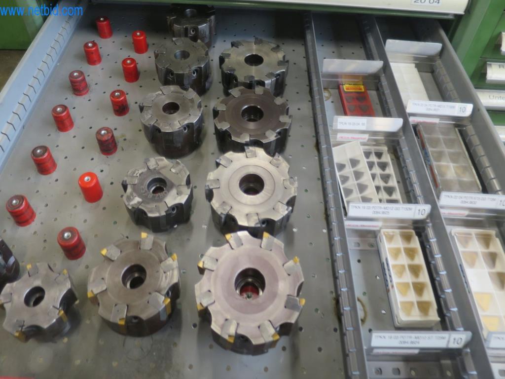 Kompletní sortiment vysoce kvalitních CNC obráběcích strojů-3