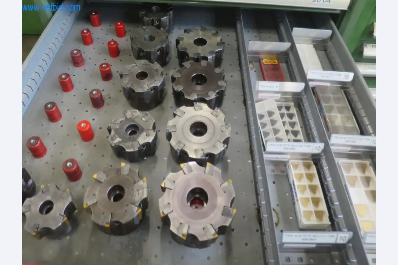 Parc complet de machines d'usinage CNC de haute qualité-3