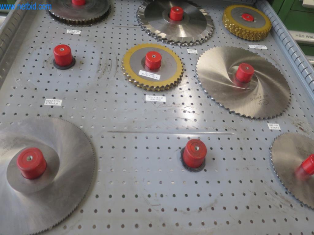 Kompletní sortiment vysoce kvalitních CNC obráběcích strojů-7