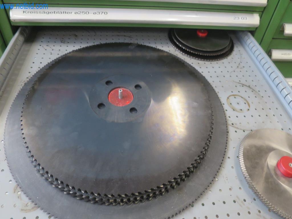 Kompletní sortiment vysoce kvalitních CNC obráběcích strojů-8