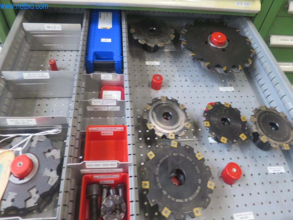 Kompletní sortiment vysoce kvalitních CNC obráběcích strojů-9