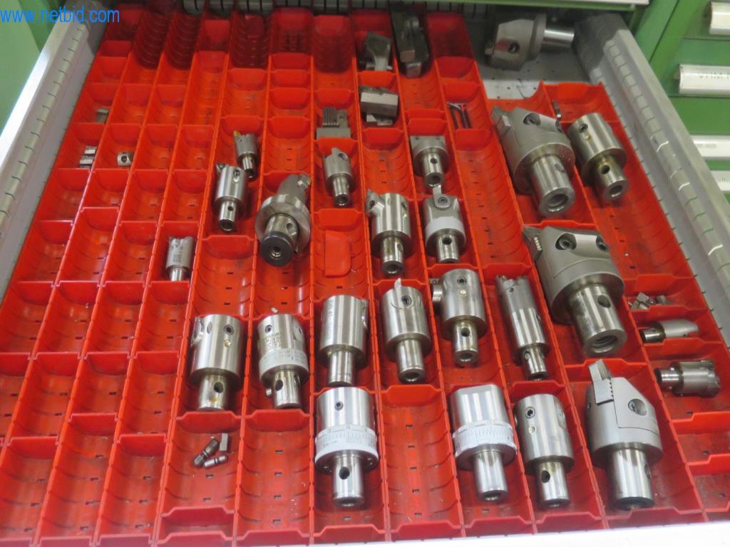 Kompletní sortiment vysoce kvalitních CNC obráběcích strojů-3