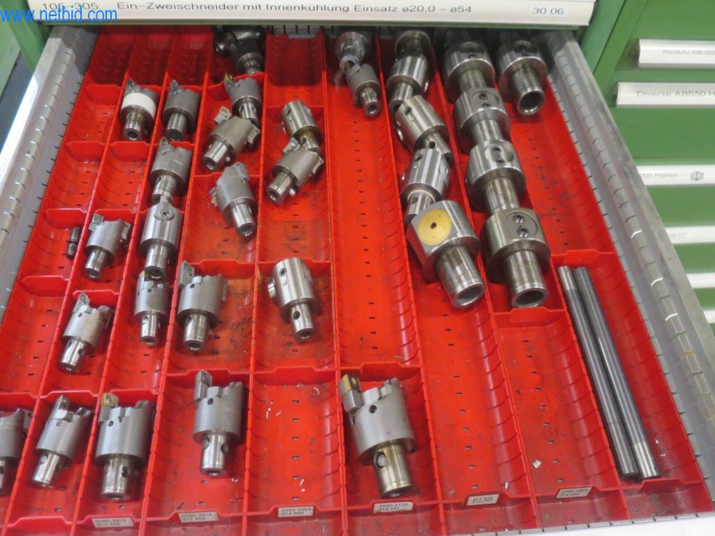 Kompletní sortiment vysoce kvalitních CNC obráběcích strojů-4