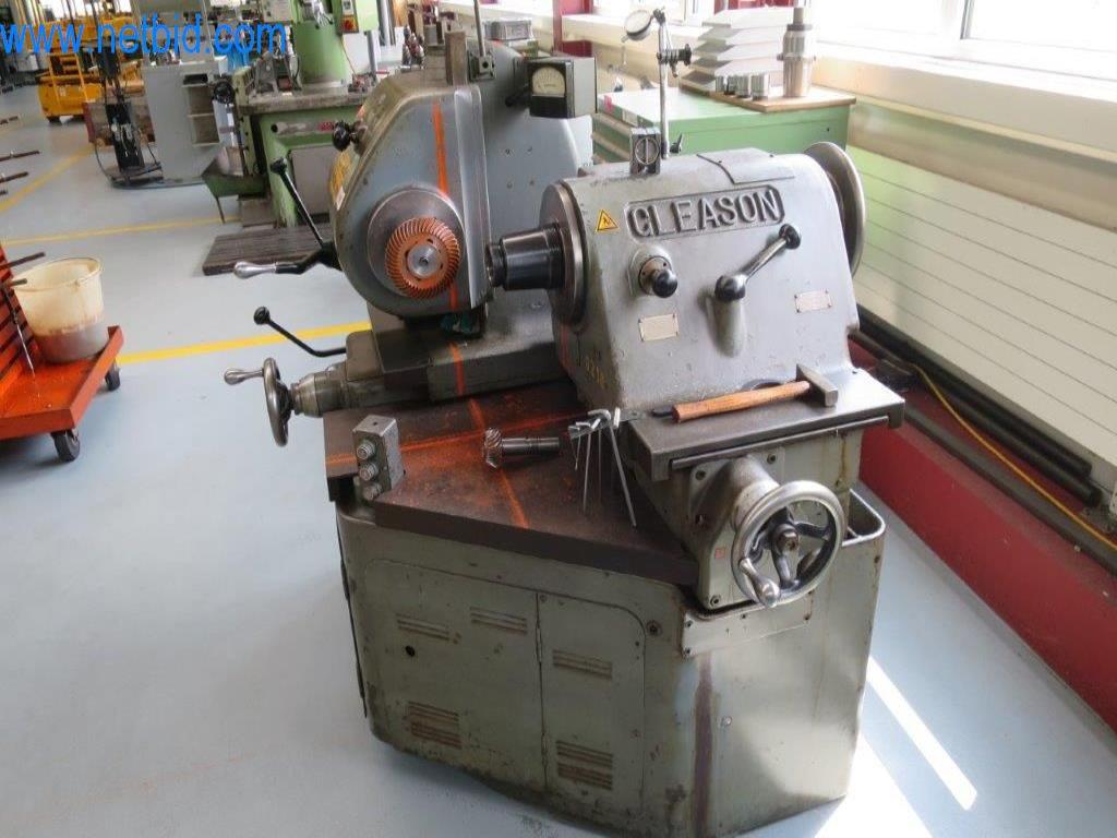 Kompletní sortiment vysoce kvalitních CNC obráběcích strojů-4