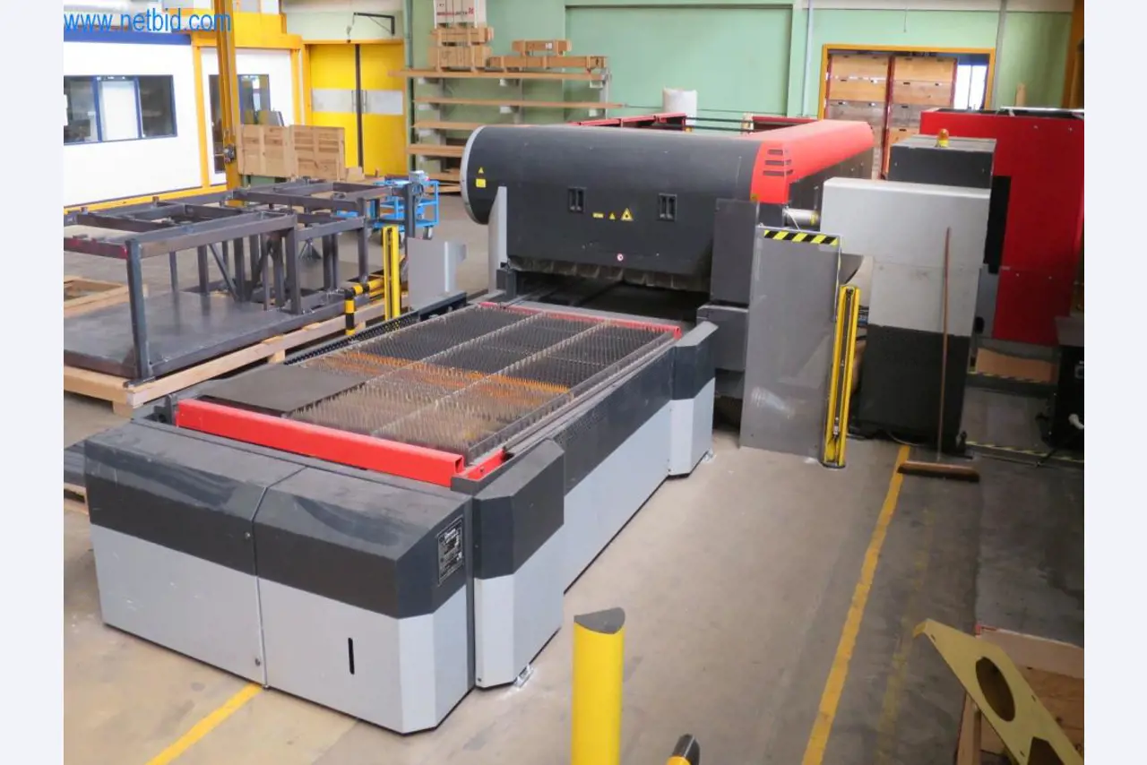 Gama completa de máquinas de processamento CNC de alta qualidade-16