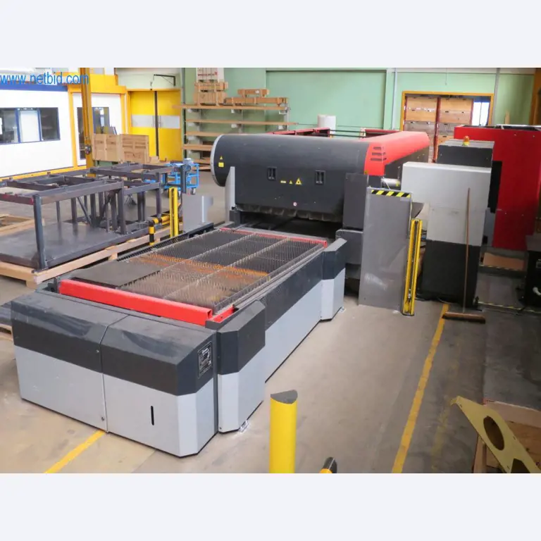 Gama completa de máquinas de processamento CNC de alta qualidade-16