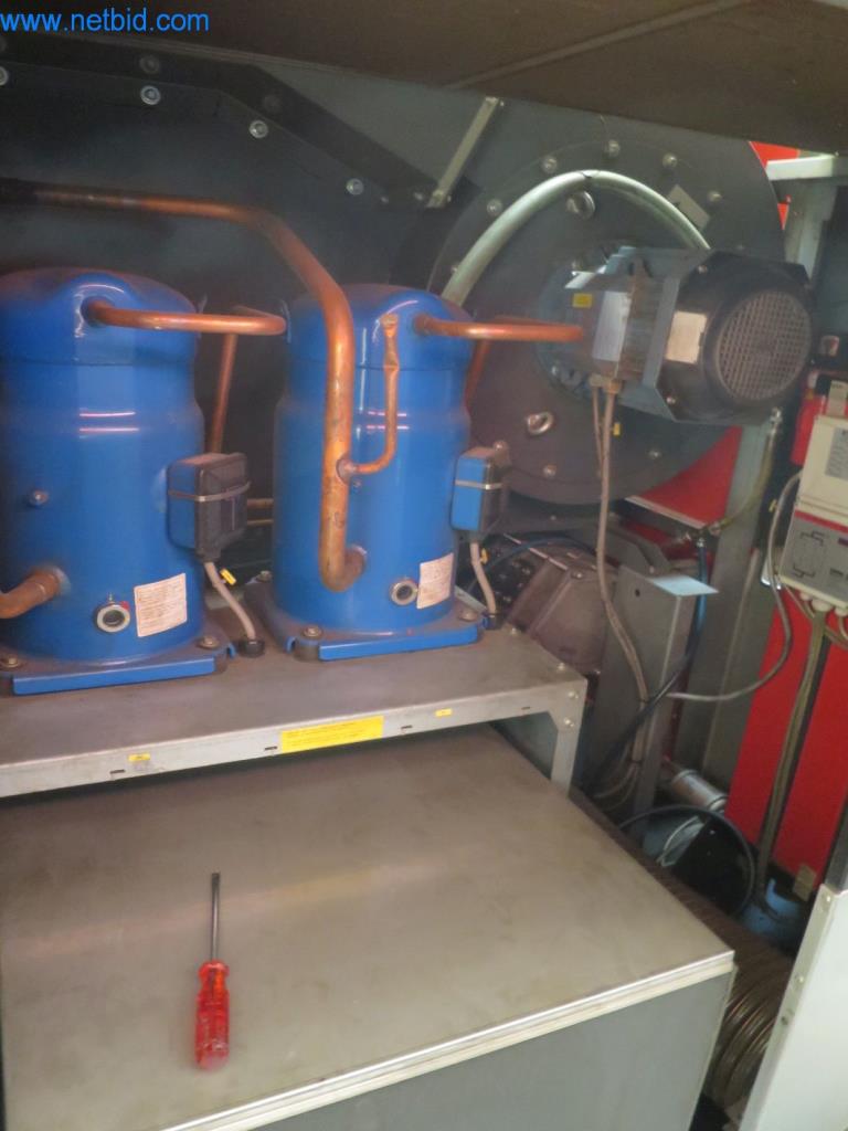 Kompletní sortiment vysoce kvalitních CNC obráběcích strojů-7