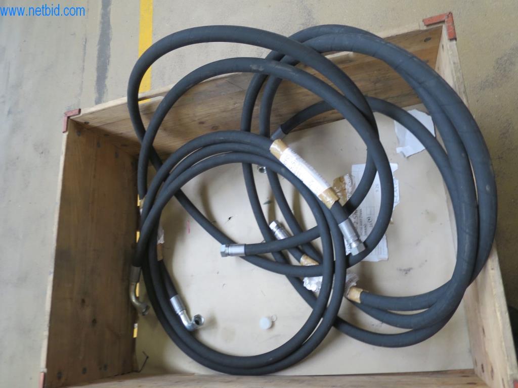 Kompletní sortiment vysoce kvalitních CNC obráběcích strojů-9