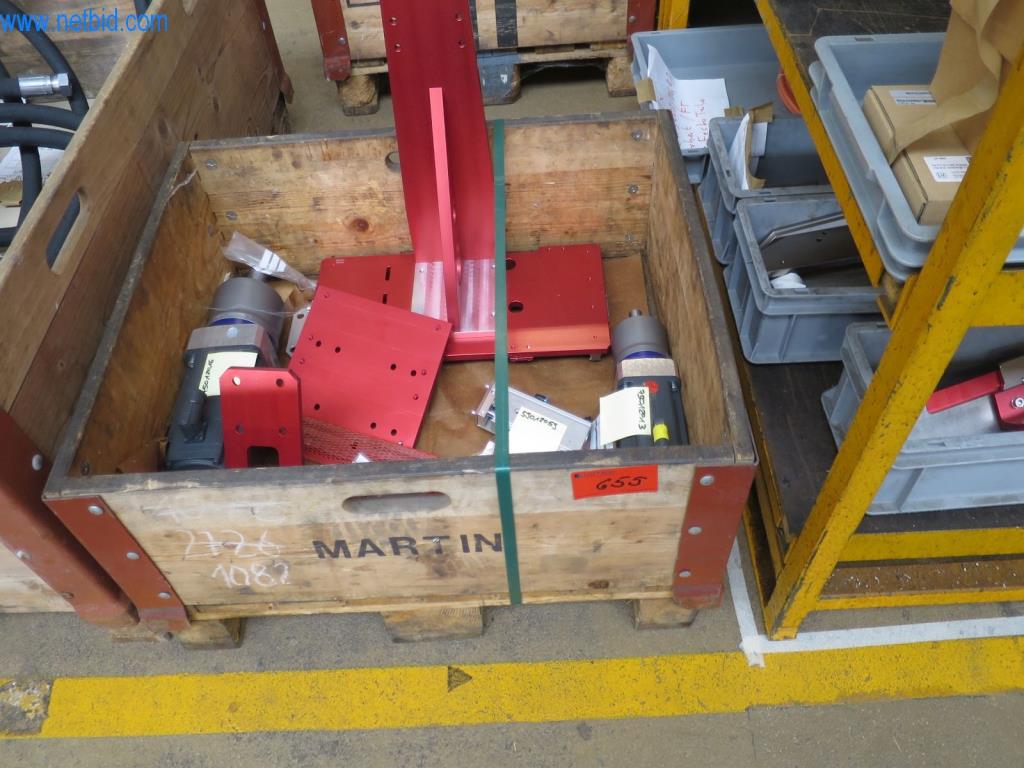 Kompletní sortiment vysoce kvalitních CNC obráběcích strojů-6