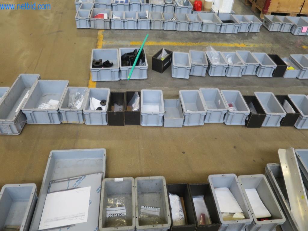 Kompletní sortiment vysoce kvalitních CNC obráběcích strojů-10