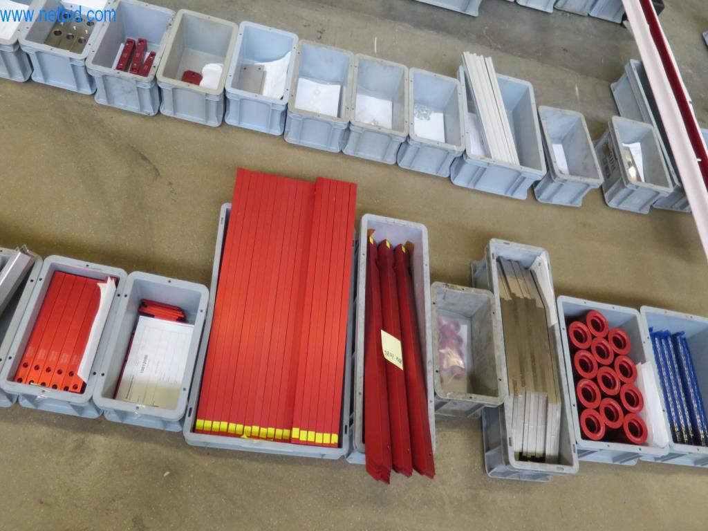 Kompletní sortiment vysoce kvalitních CNC obráběcích strojů-12