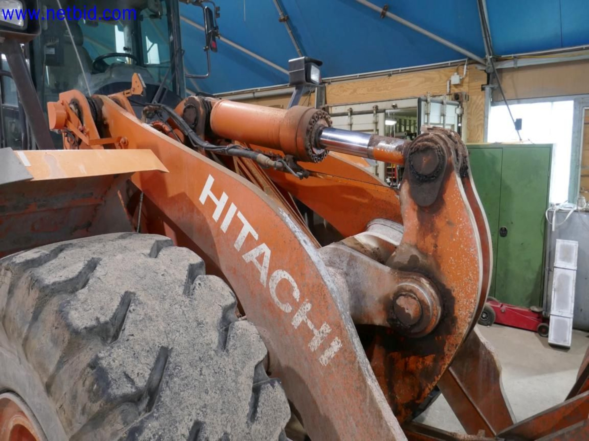 Matériel d'exploitation et de bureau du secteur minier-11