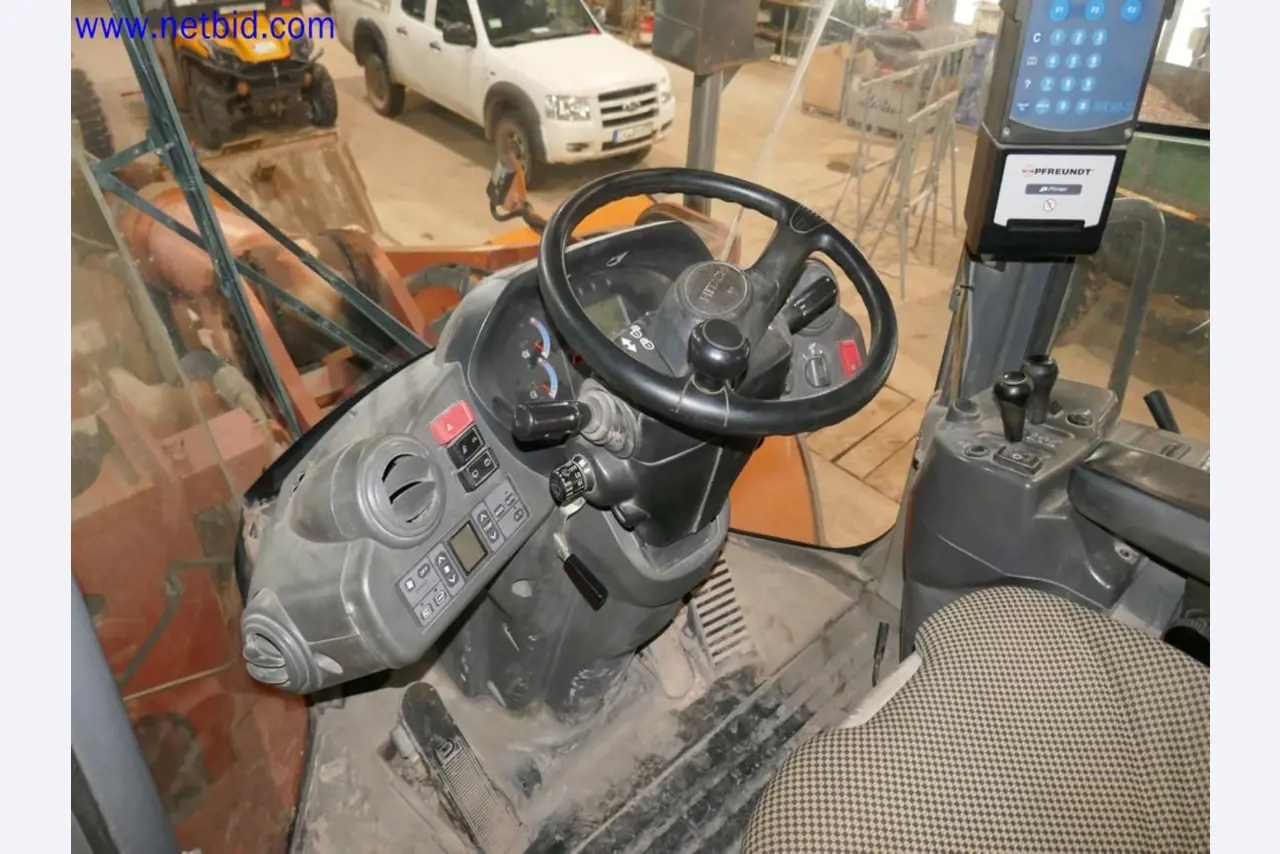 Matériel d'exploitation et de bureau du secteur minier-14