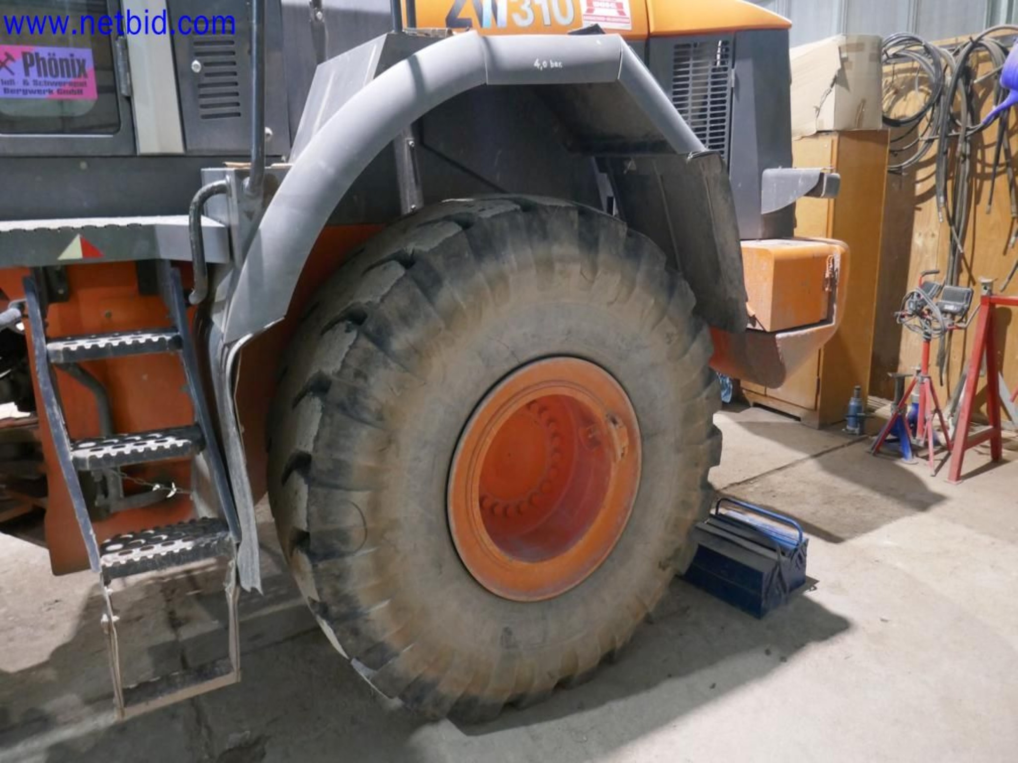 Matériel d'exploitation et de bureau du secteur minier-6