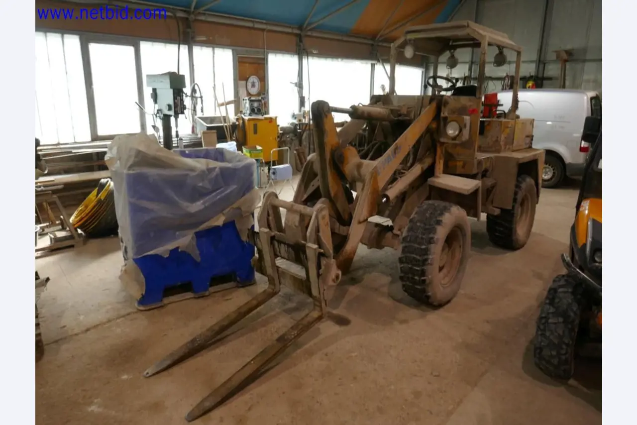 Sprzęt operacyjny i biurowy z sektora górniczego-2