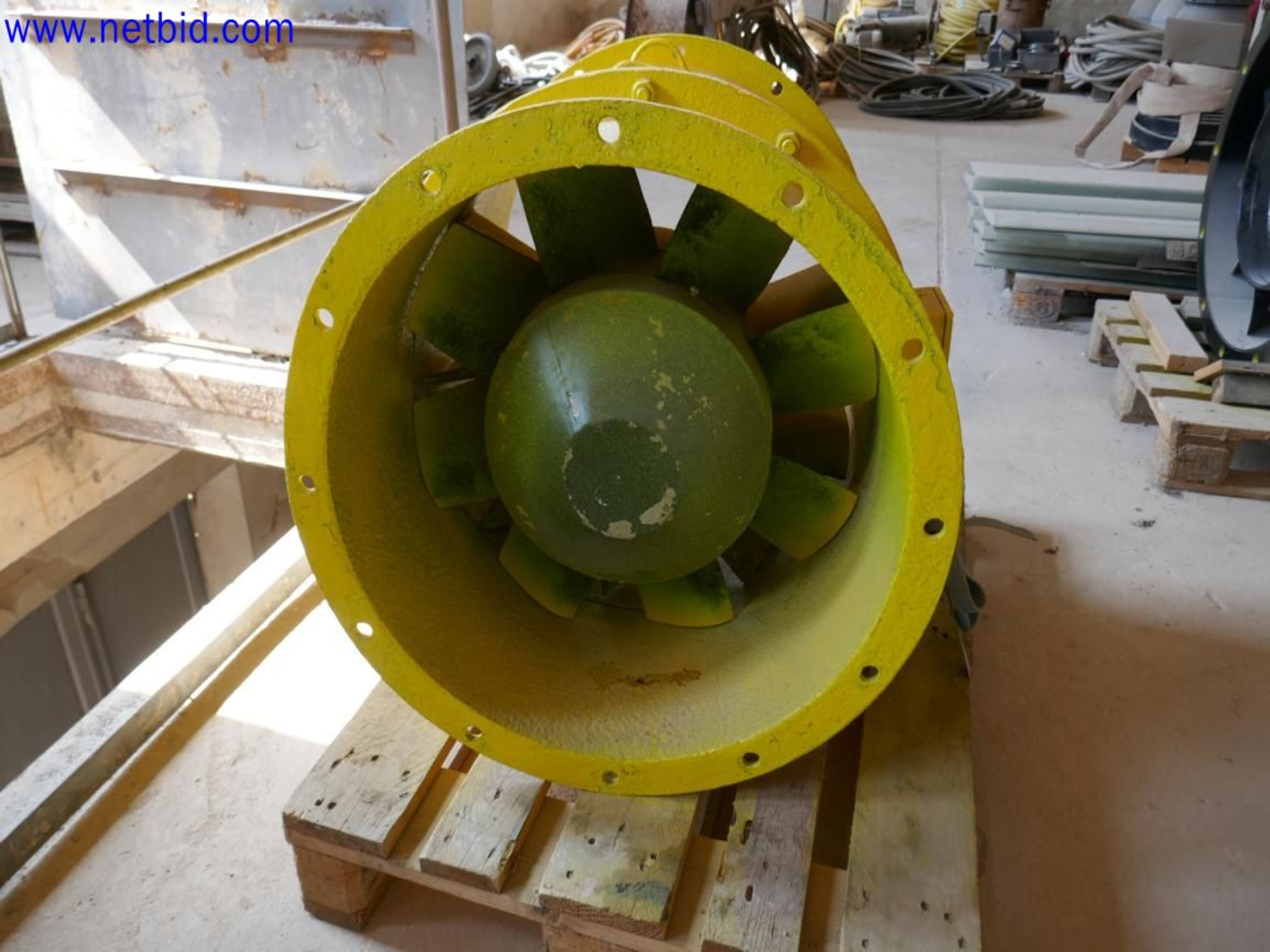 Matériel d'exploitation et de bureau du secteur minier-4