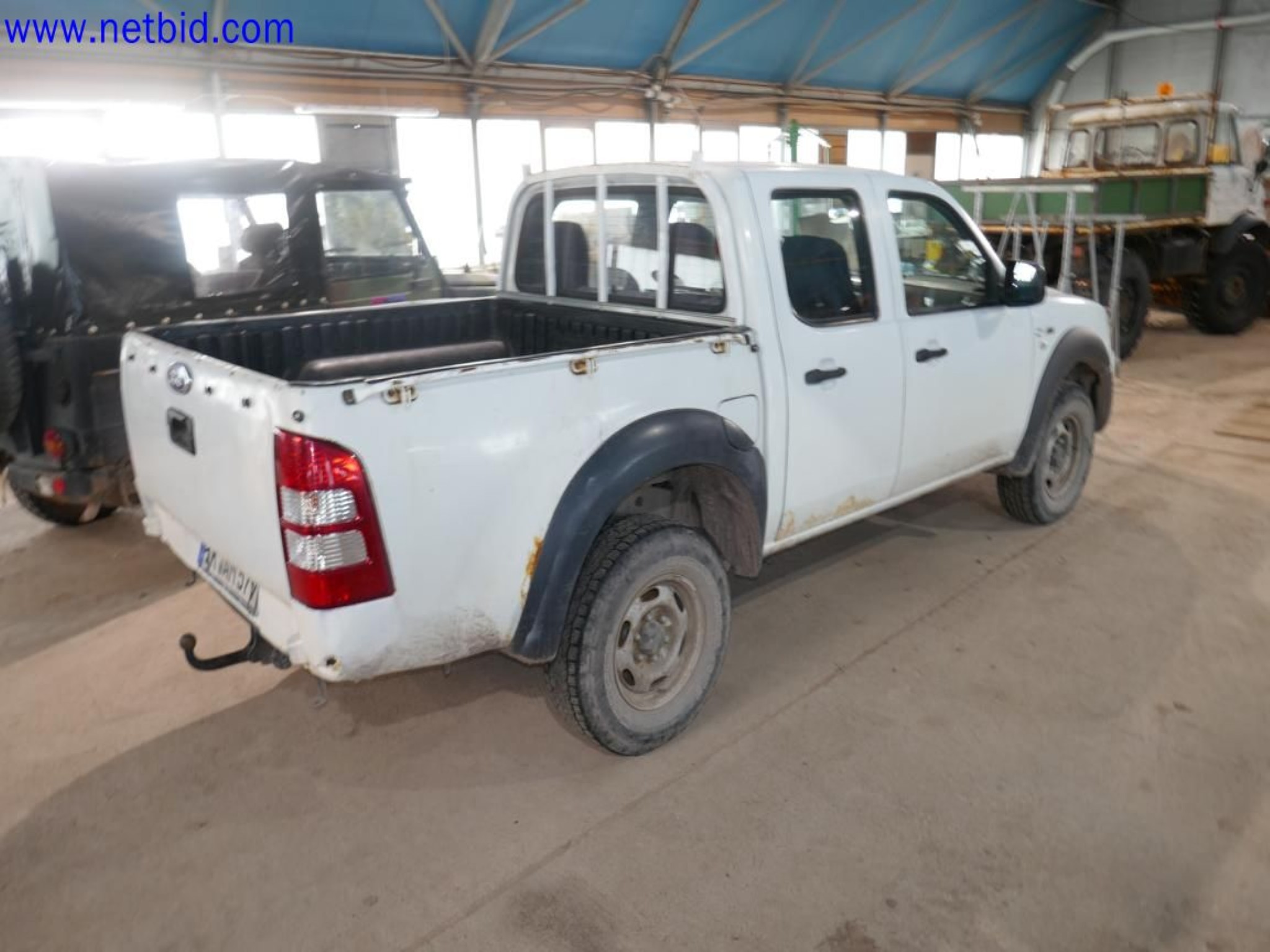 Sprzęt operacyjny i biurowy z sektora górniczego-5