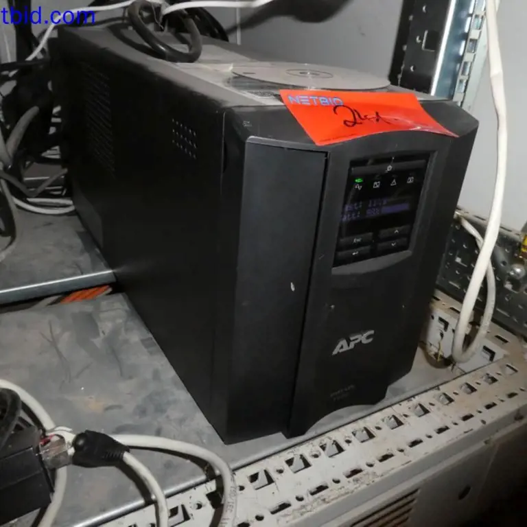 UPS APC Smart UPS 1500