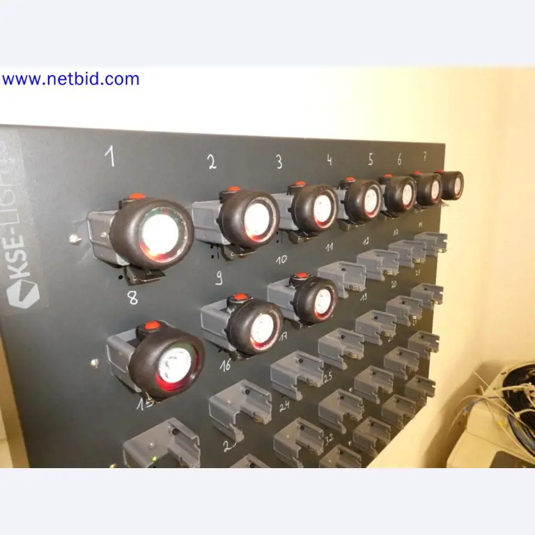 Sprzęt operacyjny i biurowy z sektora górniczego-2