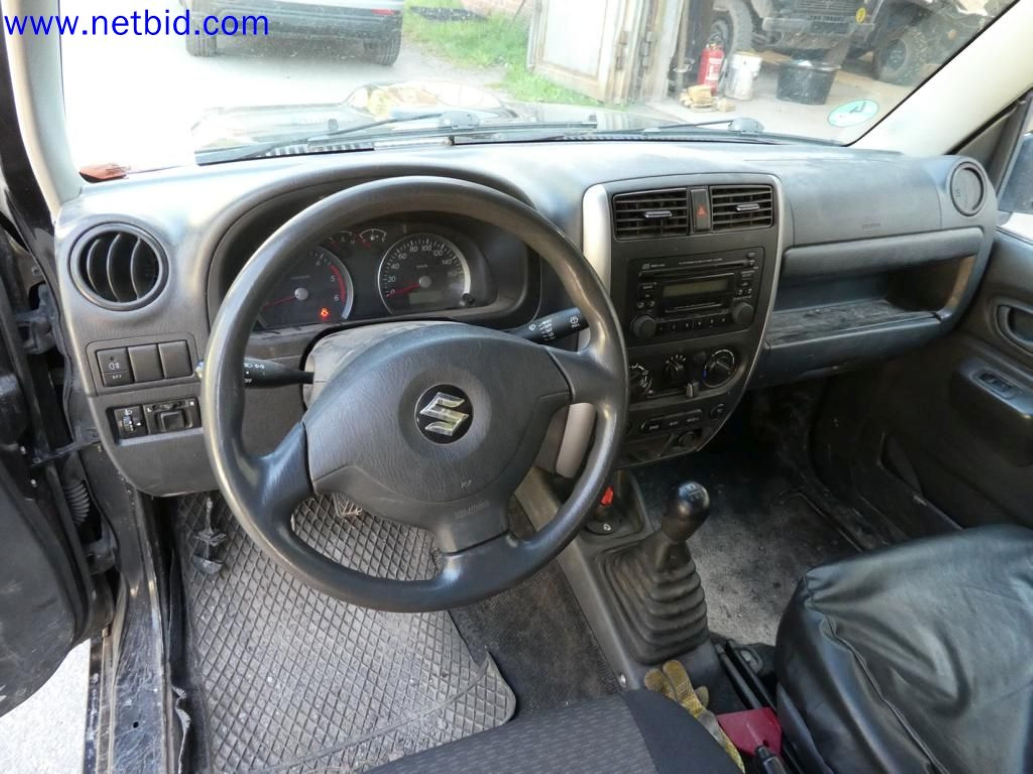 Sprzęt operacyjny i biurowy z sektora górniczego-16