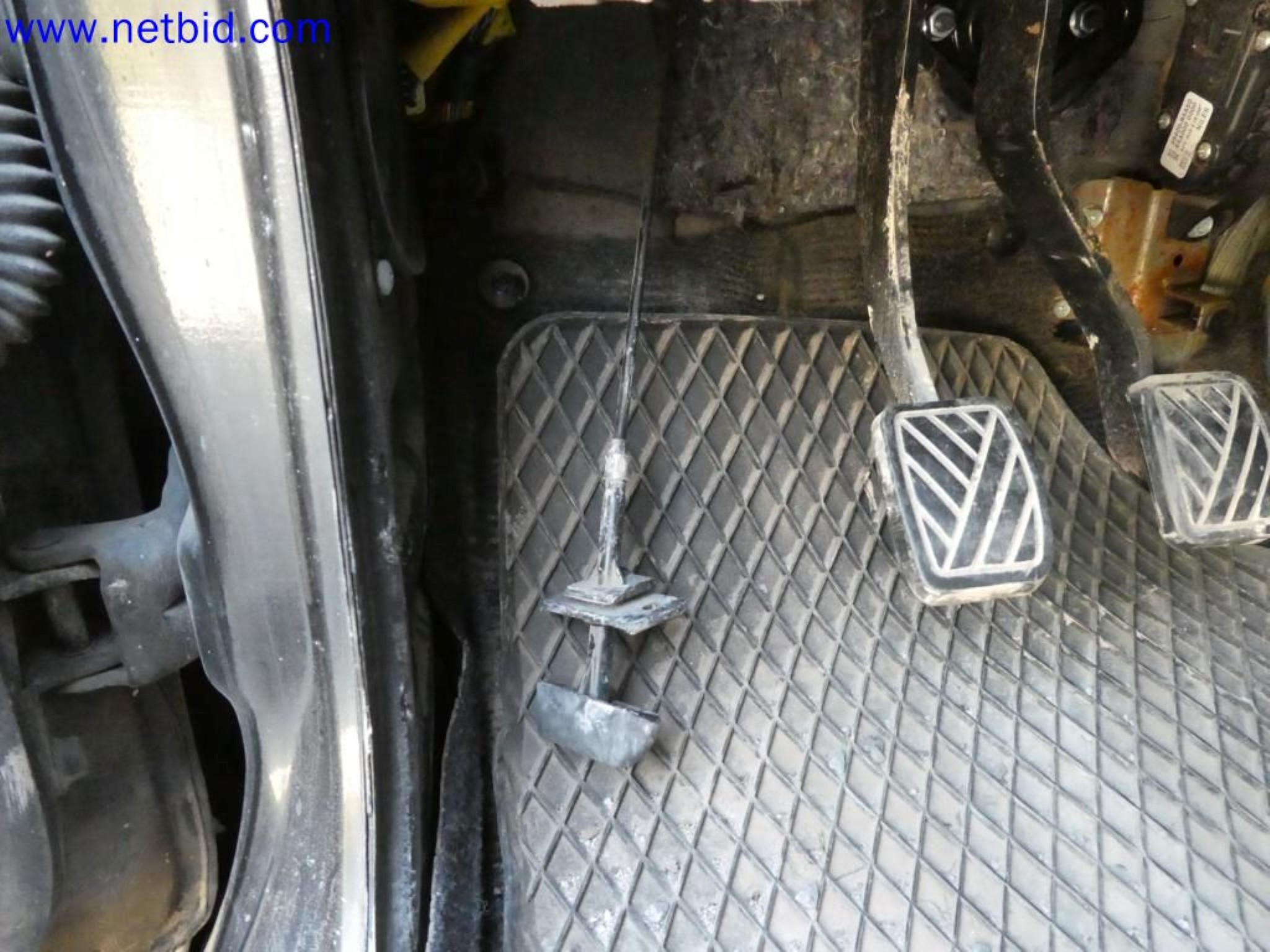 Sprzęt operacyjny i biurowy z sektora górniczego-22