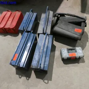 1 Posten Vehicle tool kits
